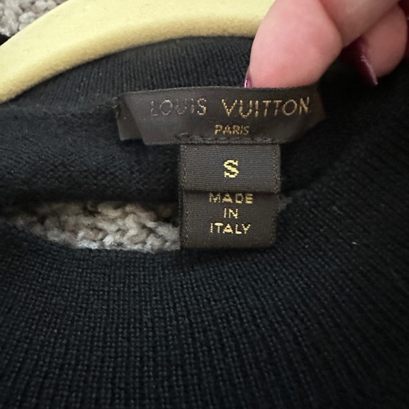 Louis Vuitton Sweater - Picture 3 of 3